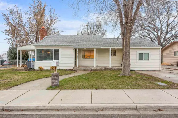 1220 N Jefferson St, Kennewick, WA 99336