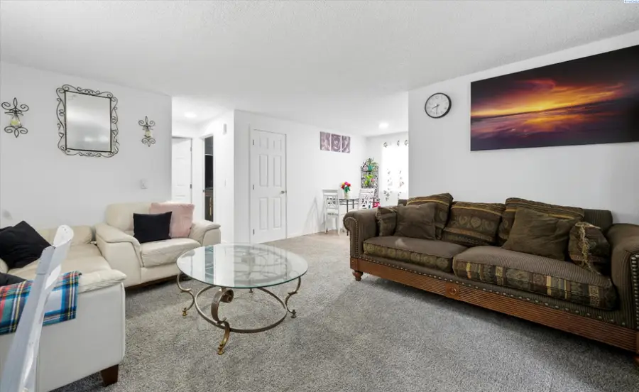 1416 W 14th Ave, Kennewick, WA 99337 - Image #3