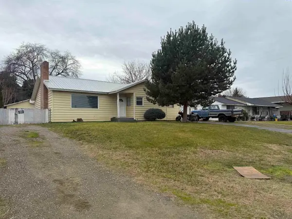 1507 W 7th Place, Kennewick, WA 99336