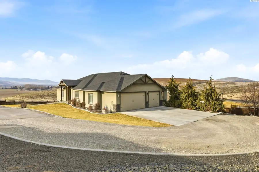 105 S 716 Pr Se, Kennewick, WA 99338 - #2