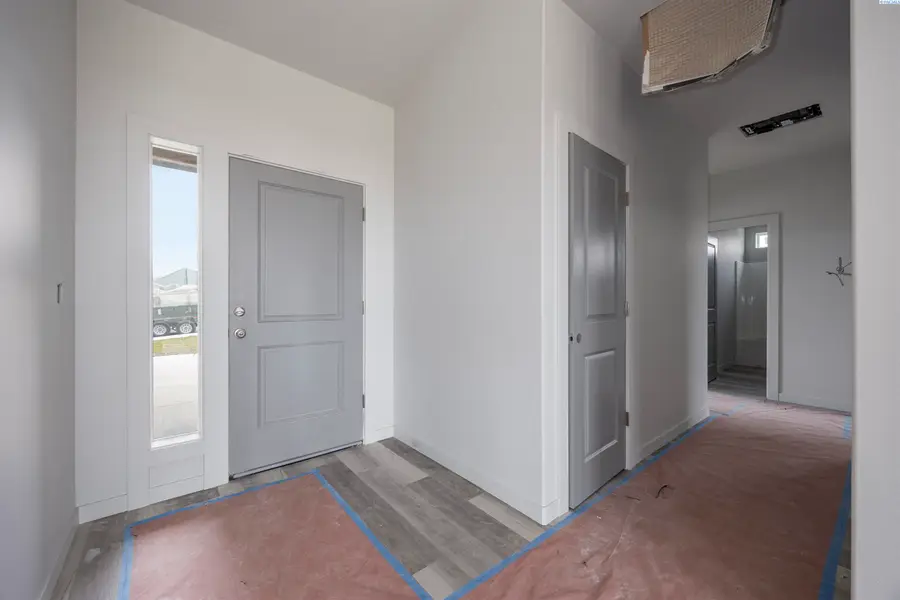 2914 E Helena St, Pasco, WA 99301 - Image #2