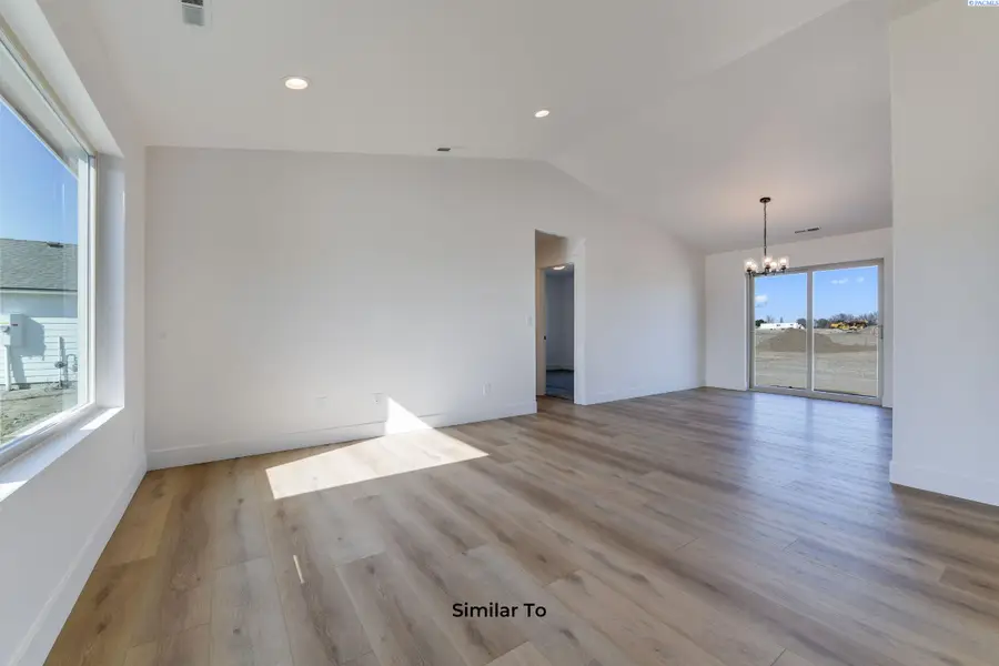 10511 Atlantic Dr, Pasco, WA 99301 - Image #2