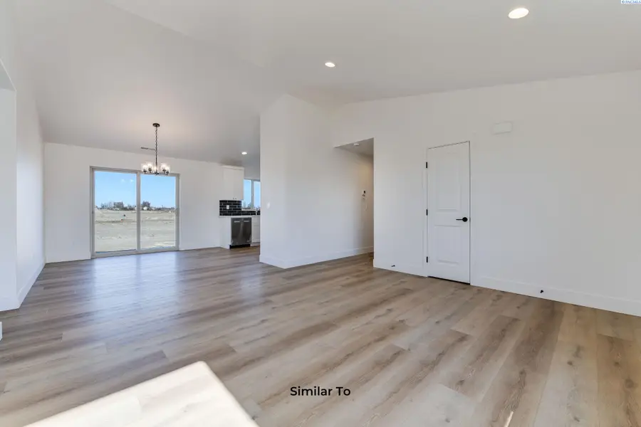 10511 Atlantic Dr, Pasco, WA 99301 - Image #3