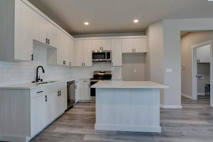 3640 Nuthatch St, Richland, WA 99352 - #3