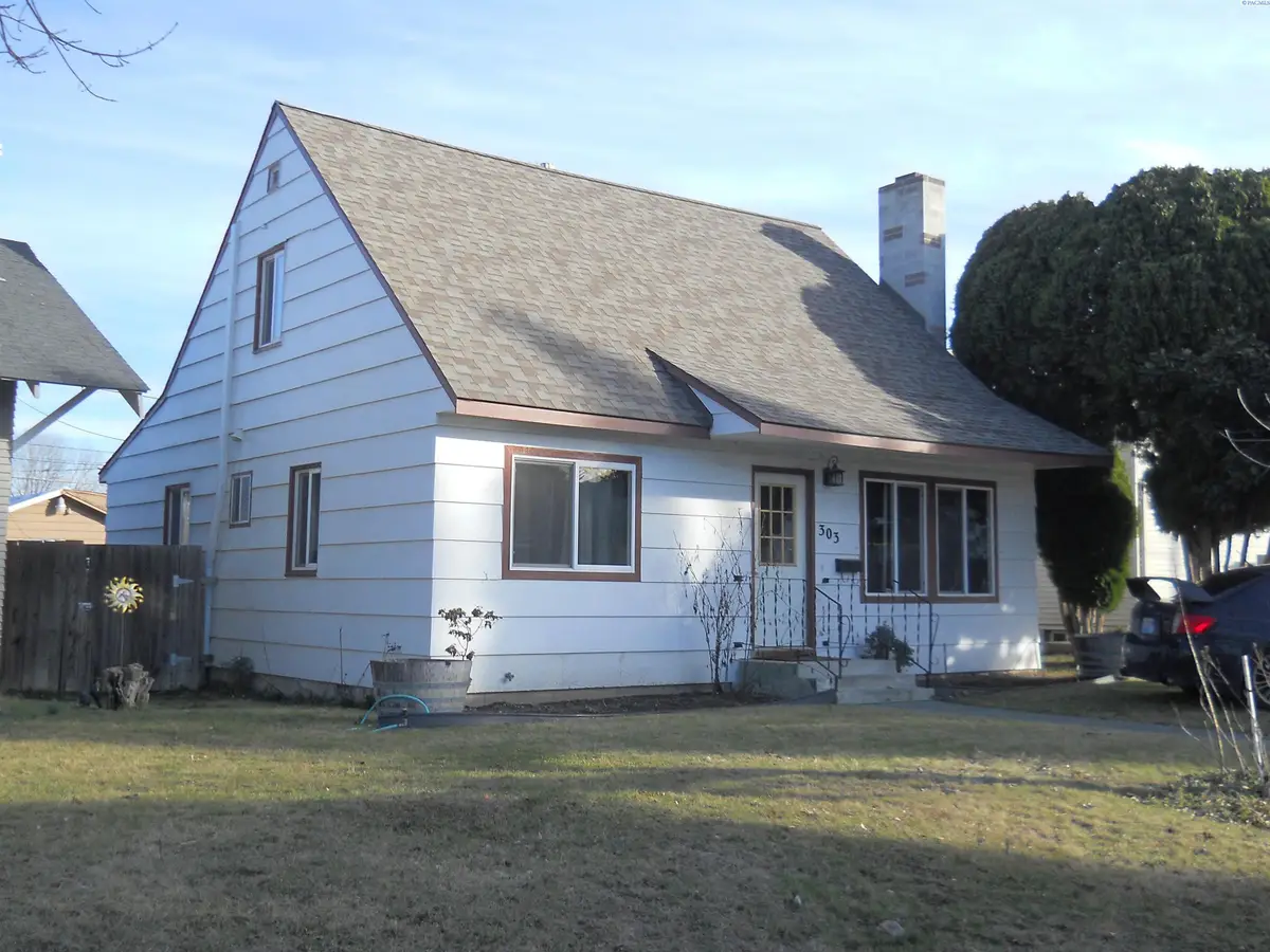 303 Avenue G, Grandview, WA 98930 - #1