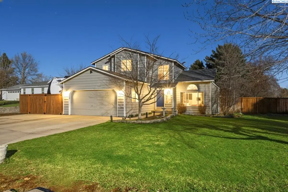 460 E Edison, Connell, WA 99326 - #1