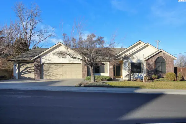 102 View Meadows Court, Richland, WA 99352