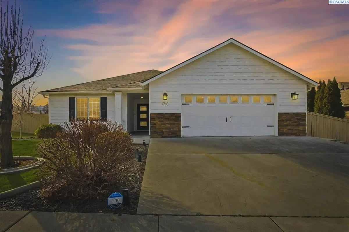 1710 S Jefferson Pl, Kennewick, WA 99338 - #1