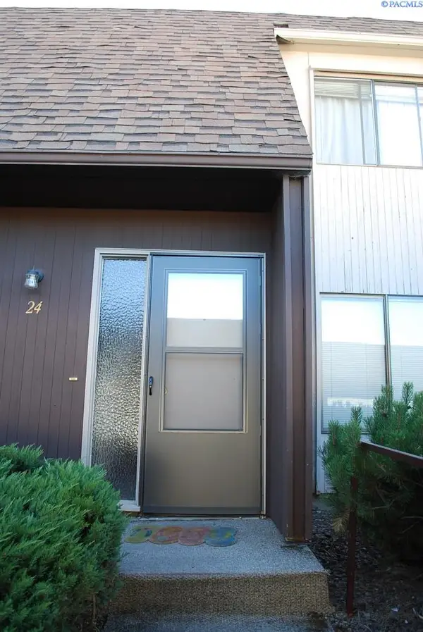 600 SW Crestview #24 #24, Pullman, WA 99163