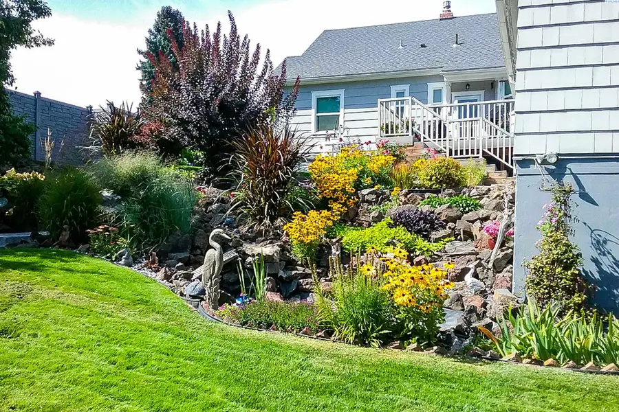 905 S East St., Colfax, WA 99111 - #2