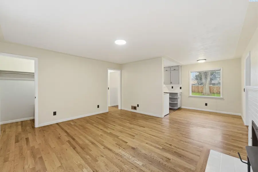 511 N Fisher, Kennewick, WA 99336 - #3