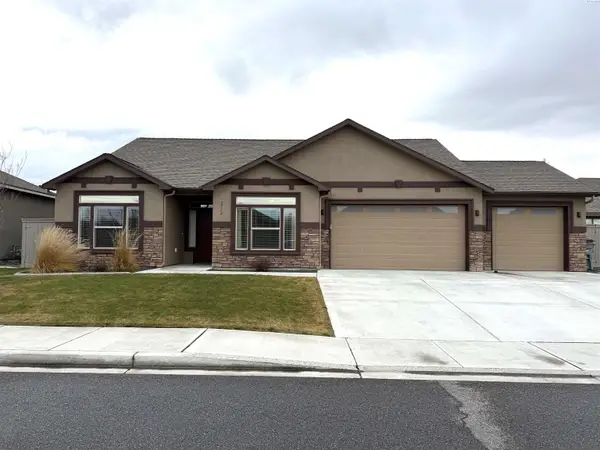2772 Grayhawk Loop, Richland, WA 99354