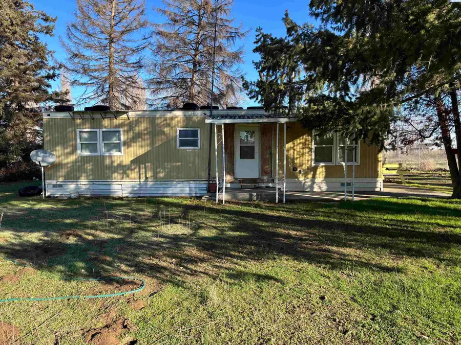2284 W Rainier Road, Othello, WA 99344 - #2
