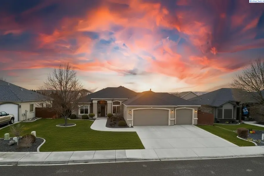 8807 W Bruneau Avenue, Kennewick, WA 99336-9999 - #2