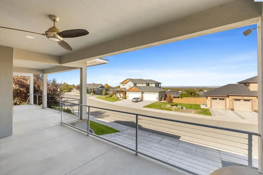 2317 W 50th Ave, Kennewick, WA 99337 - #2