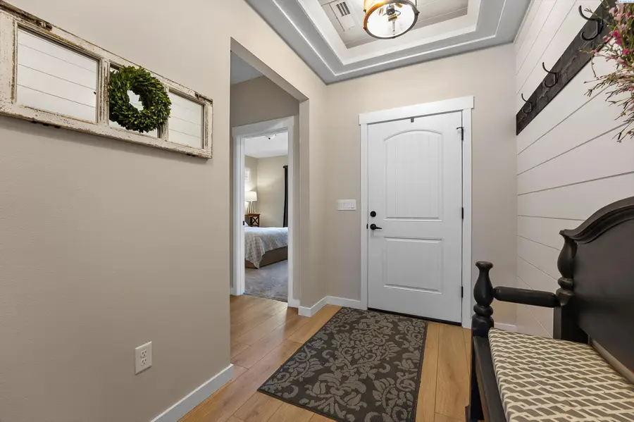 2573 Brodie Ln, Richland, WA 99352 - #3