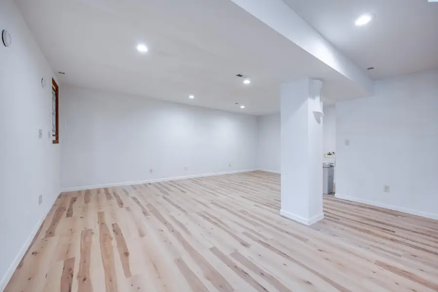 515 NW Robert St, Pullman, WA 99163 - #2