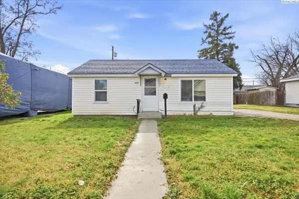 1503 W 4th Pl, Kennewick, WA 99336
