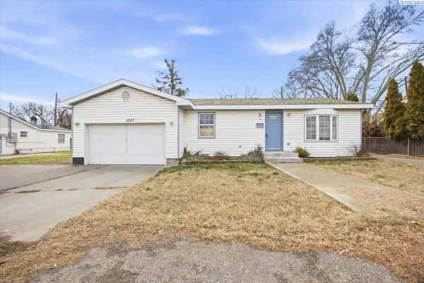 1507 W 4th Pl, Kennewick, WA 99336
