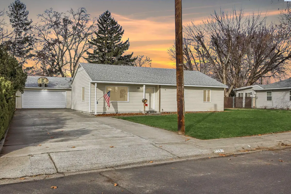 639 Cottonwood Dr., Richland, WA 99352 - #1