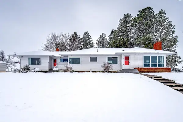 6451 Thorn Creek Rd, Thornton, WA 99176