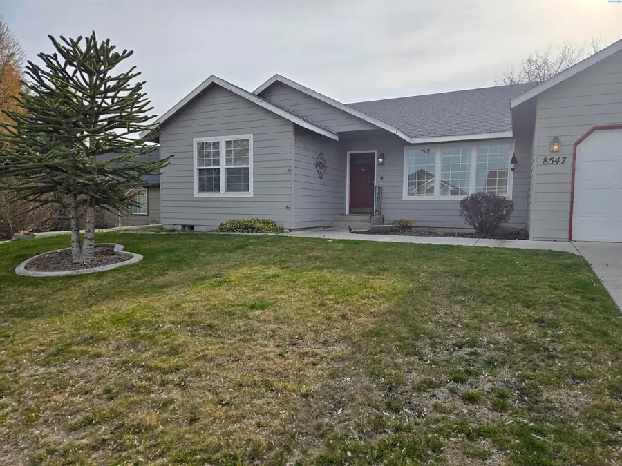 8547 W Canyon Ave, Kennewick, WA 99336 - #2