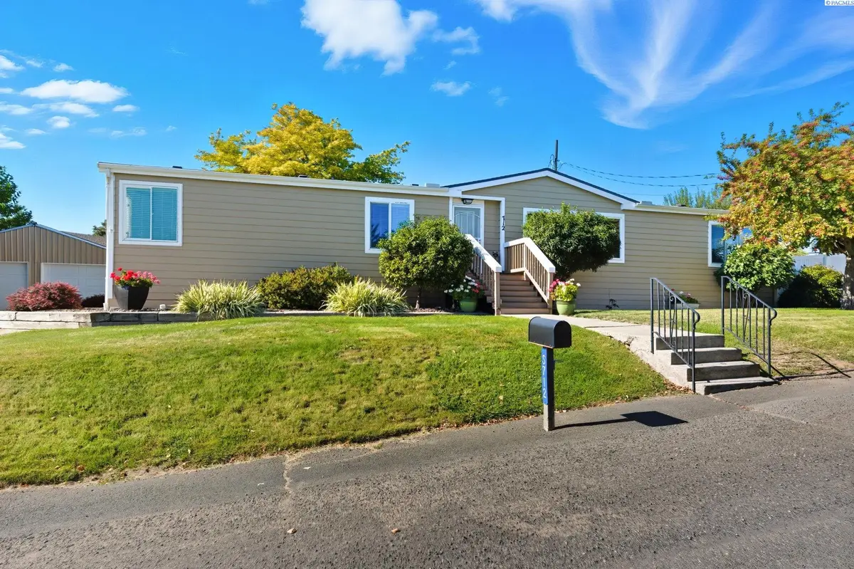 712 S Hillcrest Drive, Colfax, WA 99111 - #1