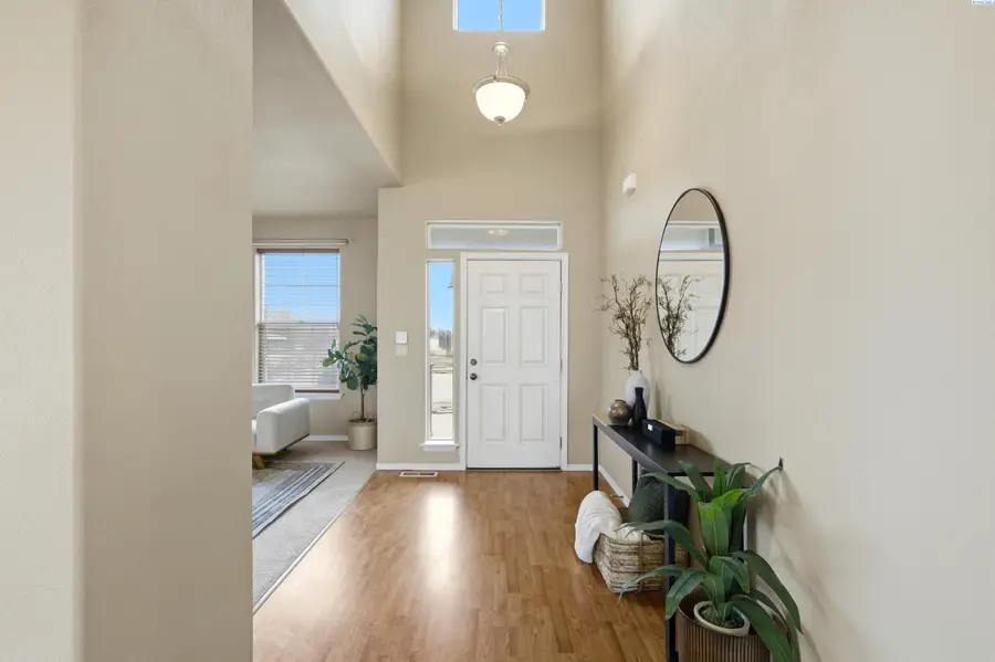 5116 Lucena Dr, Pasco, WA 99301 - #3