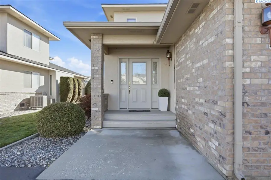 3710 W Canyon Lakes Dr #e101 #E101, Kennewick, WA 99337 - #2