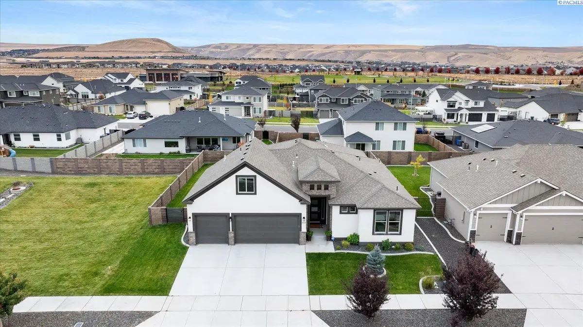 4203 Barbera St, Richland, WA 99352 - #1