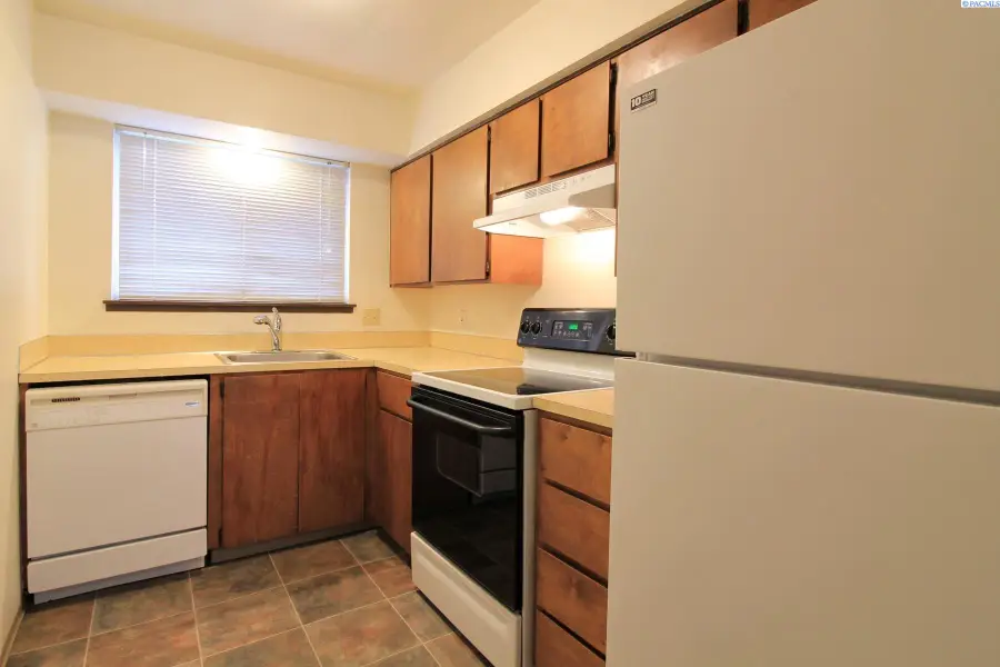 1912 George Washington Way Unit B #B, Richland, WA 99352 - #2