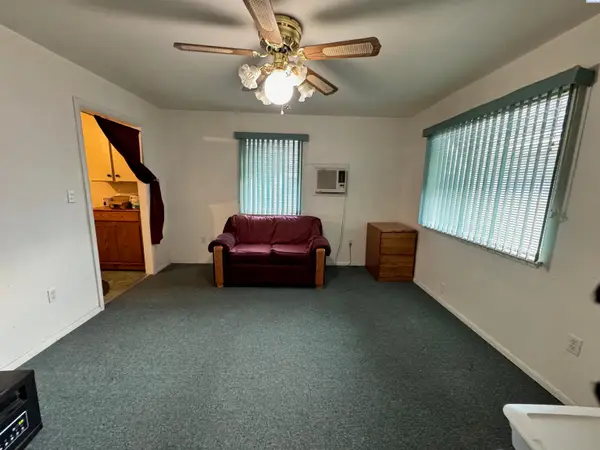 414 N 4th St, Sunnyside, WA 98944