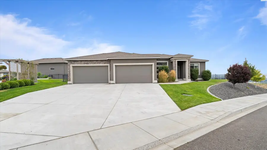 2284 S Alaska St, Kennewick, WA 99338 - #2