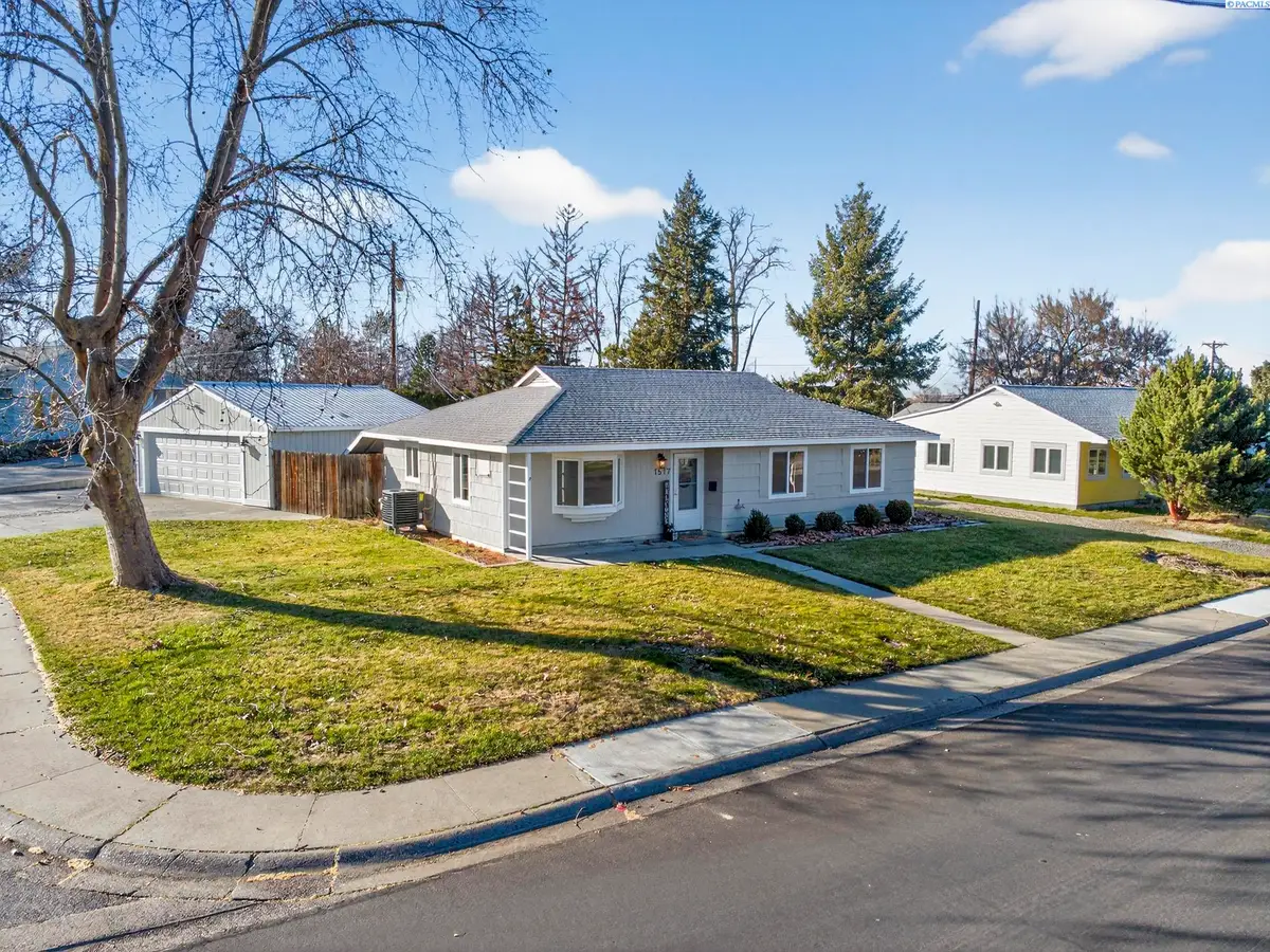 1517 Birch Ave, Richland, WA 99354 - #1