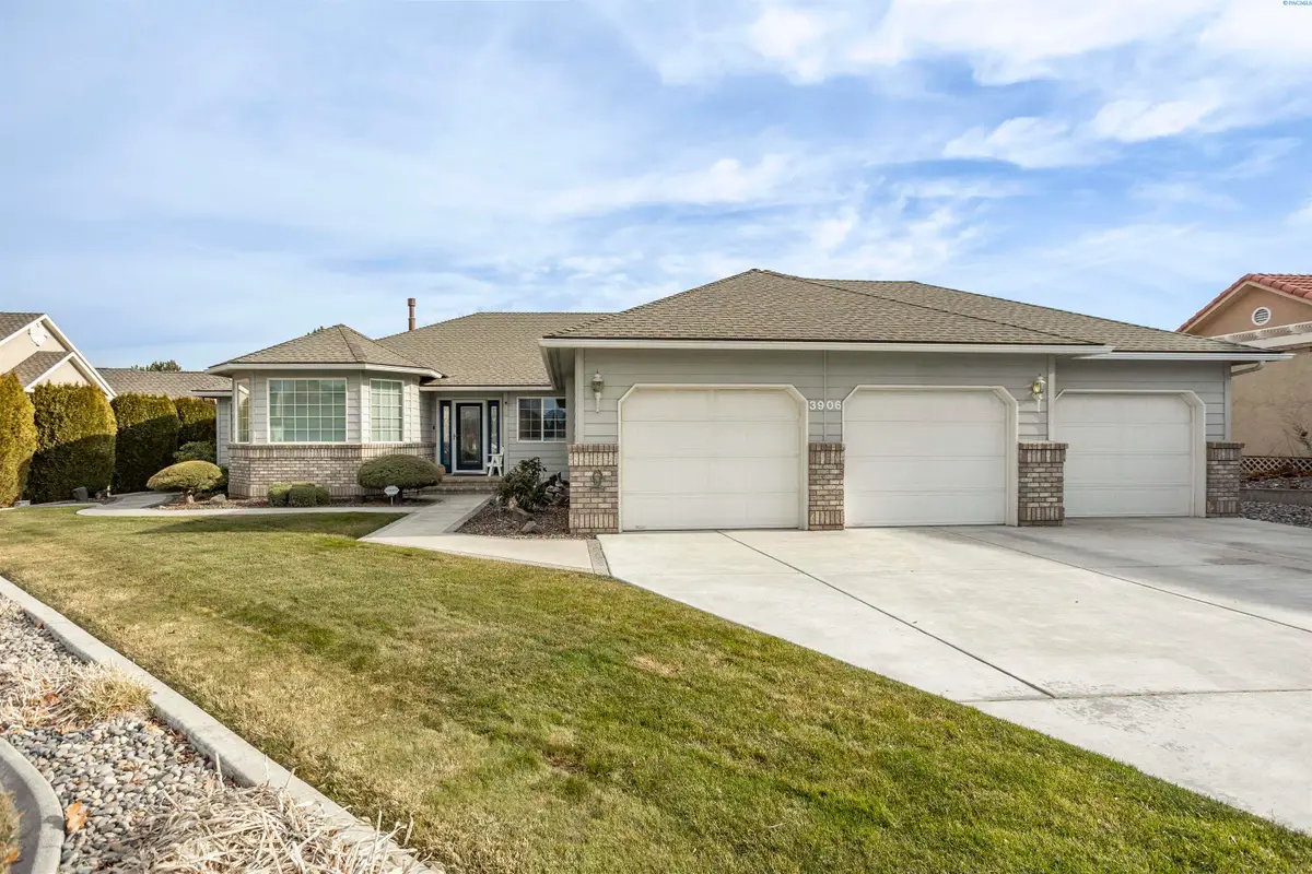 3906 S Morain Loop, Kennewick, WA 99337 - #1