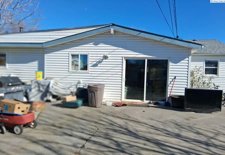 818 S Juniper St, Kennewick, WA 99336 - #2