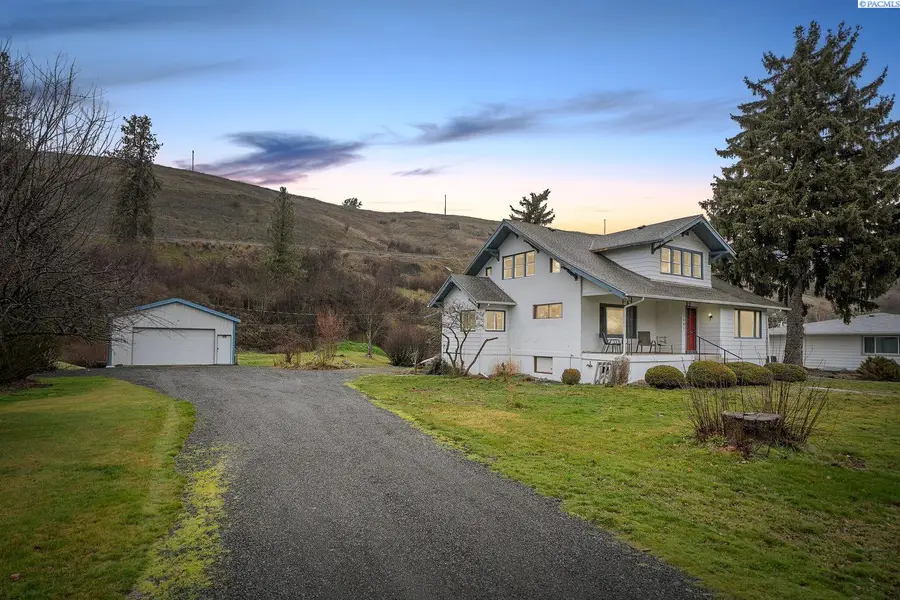 1801 N Oak St., Colfax, WA 99111 - #2