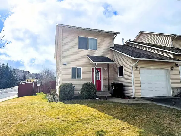 405 NW Terre View Dr, Pullman, WA 99163-2177