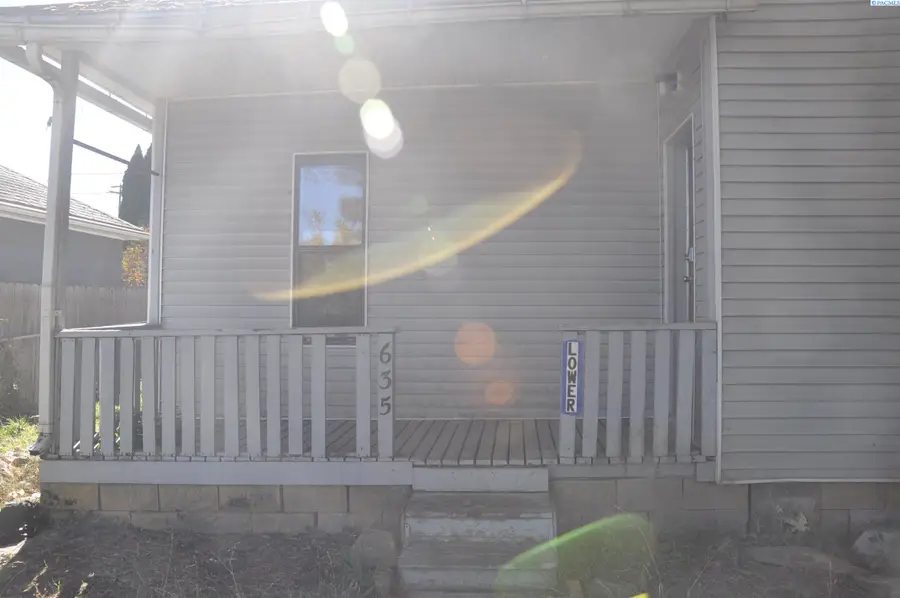 635 SE Holbrook Pl, Pullman, WA 99163 - #3