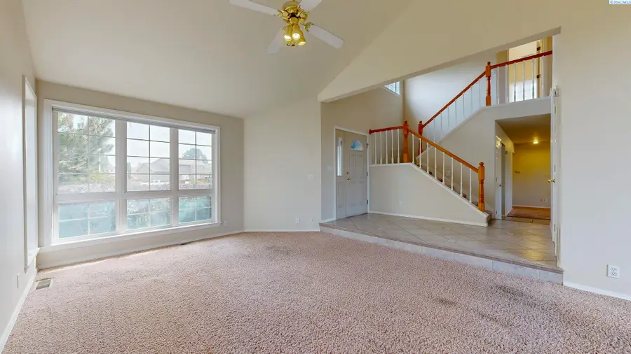 258 W 23rd Place, Kennewick, WA 99337 - #2