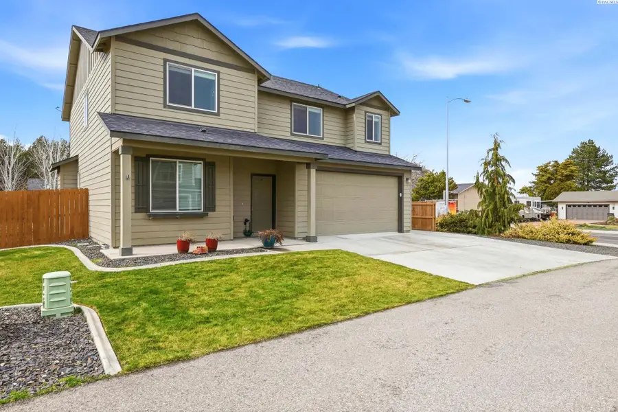 6853 W 4th Ave, Kennewick, WA 99336 - #3