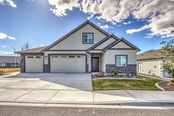 2713 Torrey Pines Way, Richland, WA 99354
