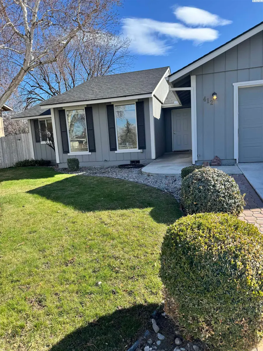 412 N Kansas St, Kennewick, WA 99336 - #2