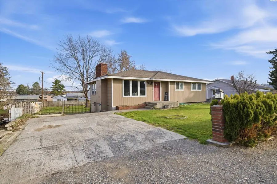 6816 W Yellowstone Ave, Kennewick, WA 99336 - #2