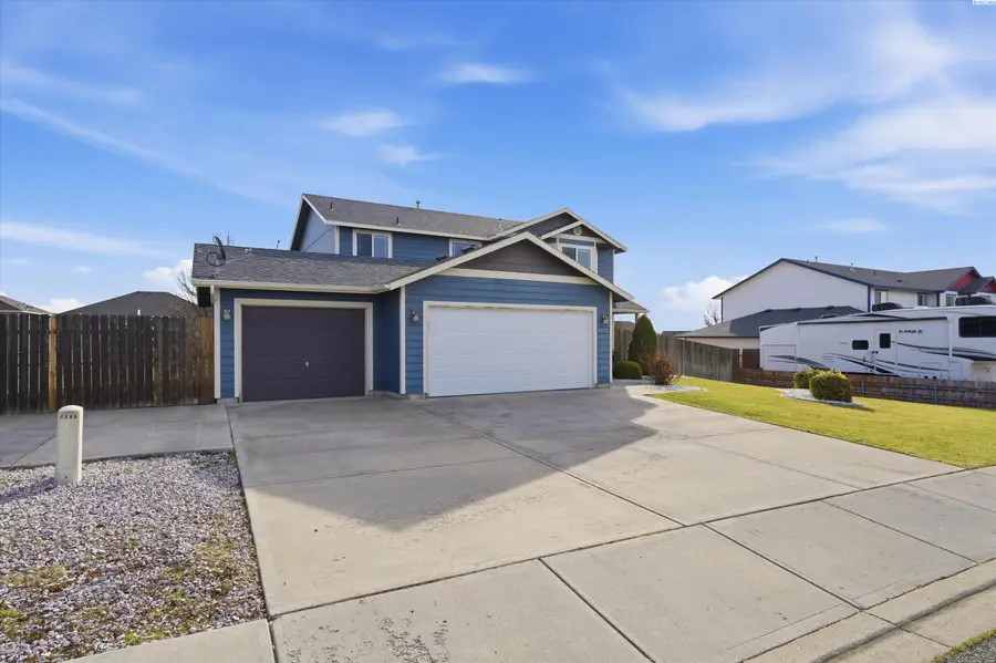 4235 Galway Ln, Pasco, WA 99301 - #3
