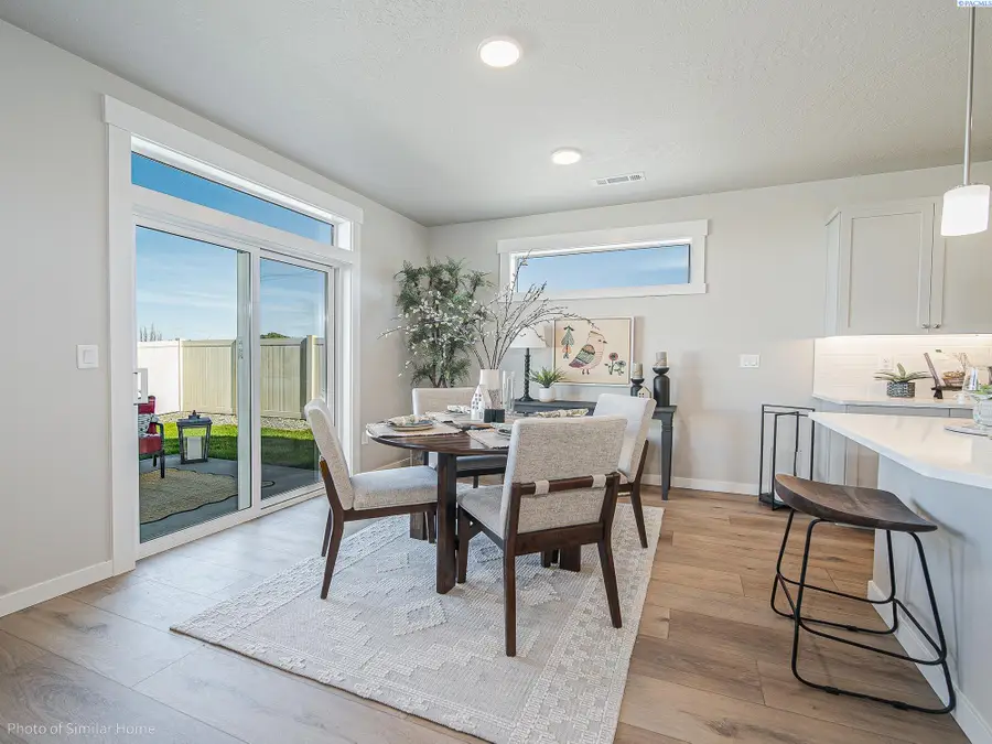 7160 W 24th Ave, Kennewick, WA 99338 - #3