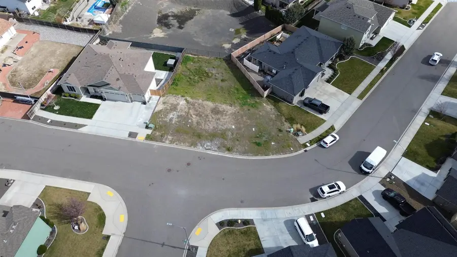 4201 S Zillah St, Kennewick, WA 99337 - #3