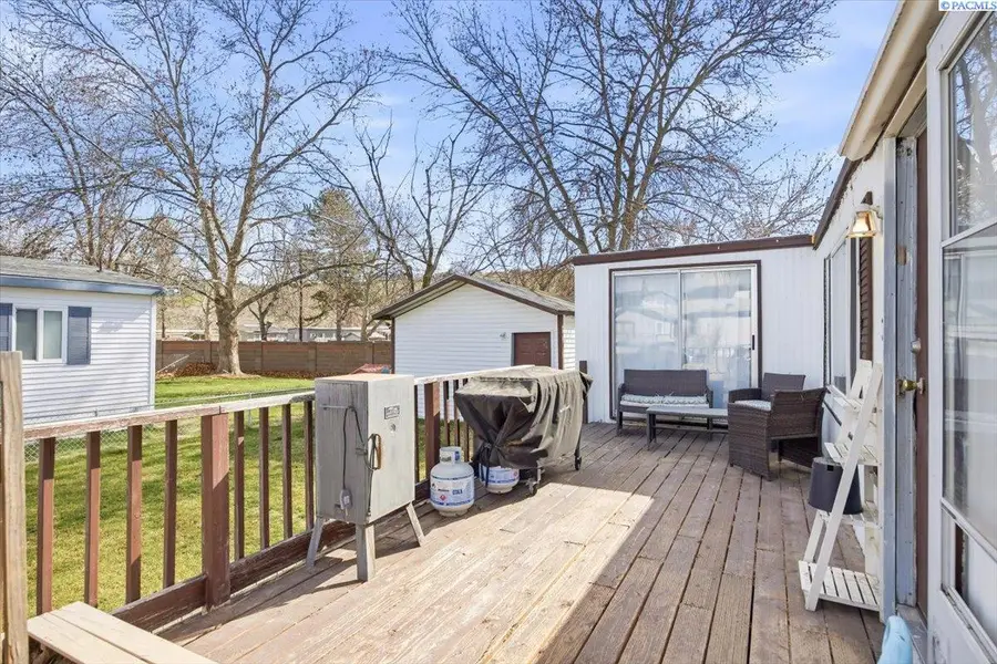 6309 Desert View, West Richland, WA 99353 - #2