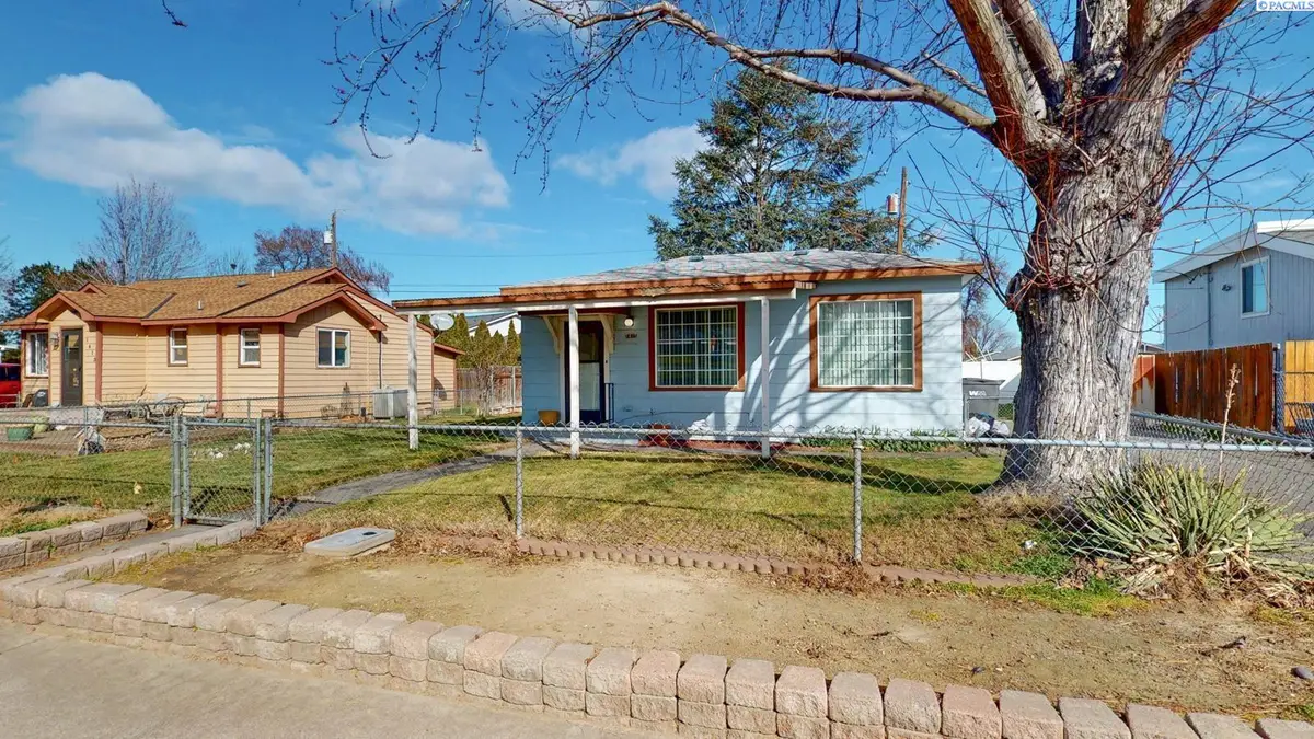 1415 E 10th Avenue, Kennewick, WA 99336 - #1