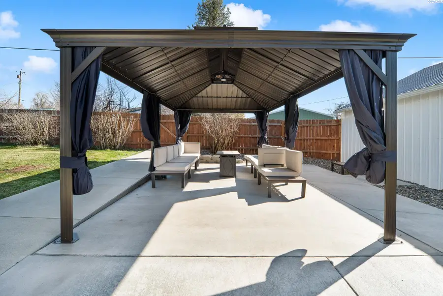 1645 E Idaho St, Palouse, WA 99161 - #2